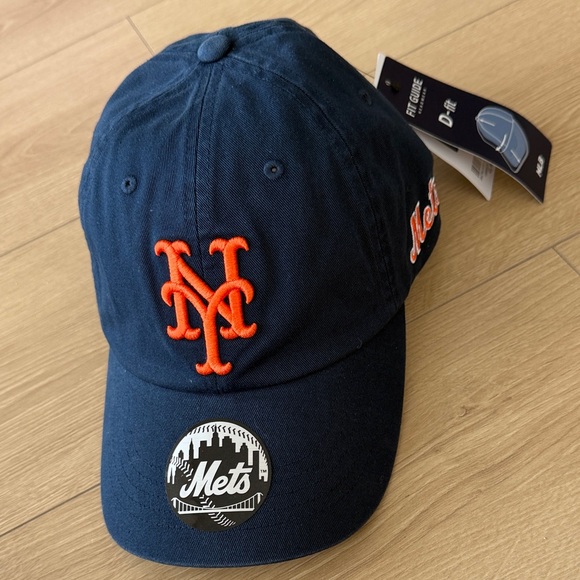 MLB New York Mets Navy Cap with Orange Logo - Picture 5 of 6